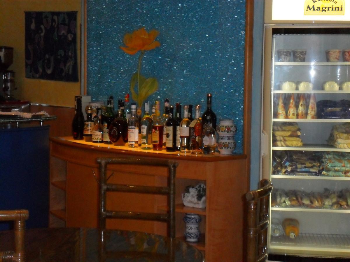 סילבי מרינה Hotel Silvi מראה חיצוני תמונה